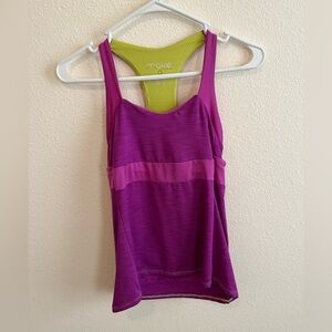 Women’s Moxie pink cycling top, size Small